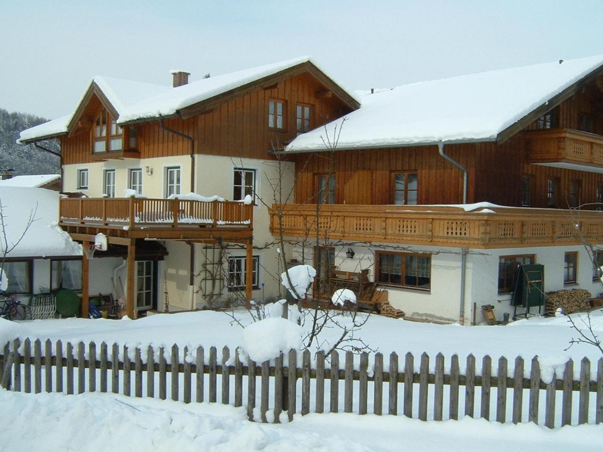 Gaestehaus Alpin - Inkl. Chiemgau-Karte Bergen  Exteriör bild